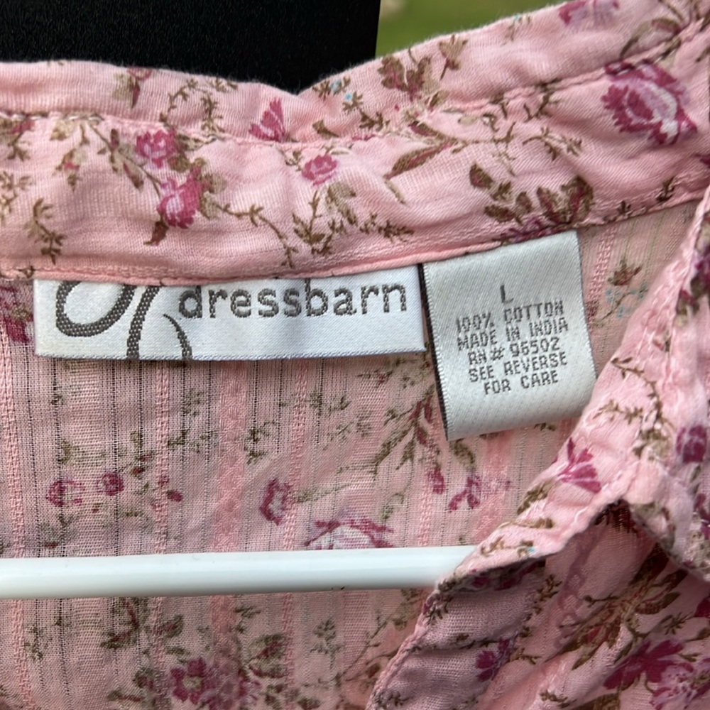 Button down top - Picture 2 of 3